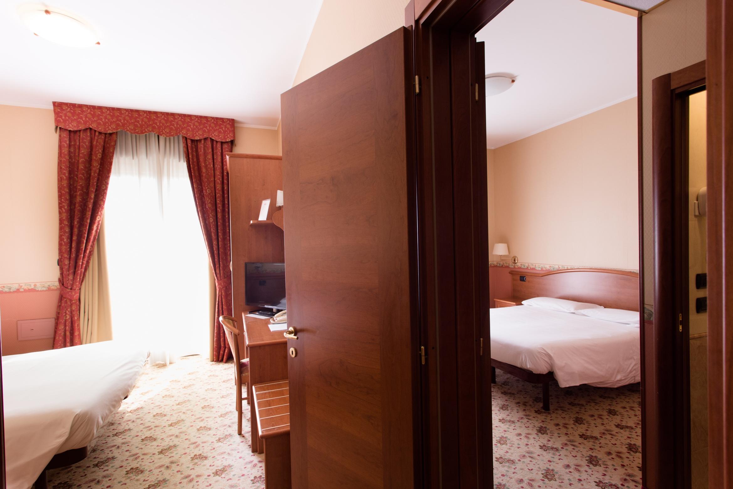 Vald Hotel Val della Torre Exteriör bild
