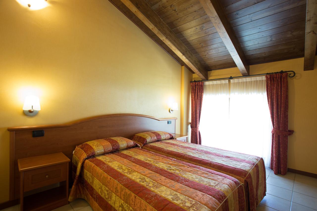 Vald Hotel Val della Torre Exteriör bild